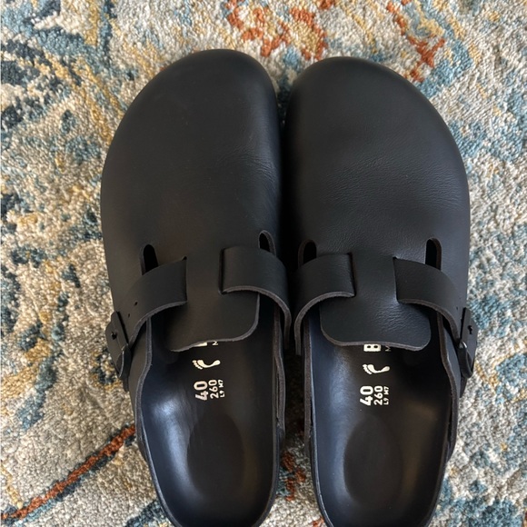 Birkenstock Exquisite Boston Black Leather Clogs 40 NWOT - Picture 1 of 8